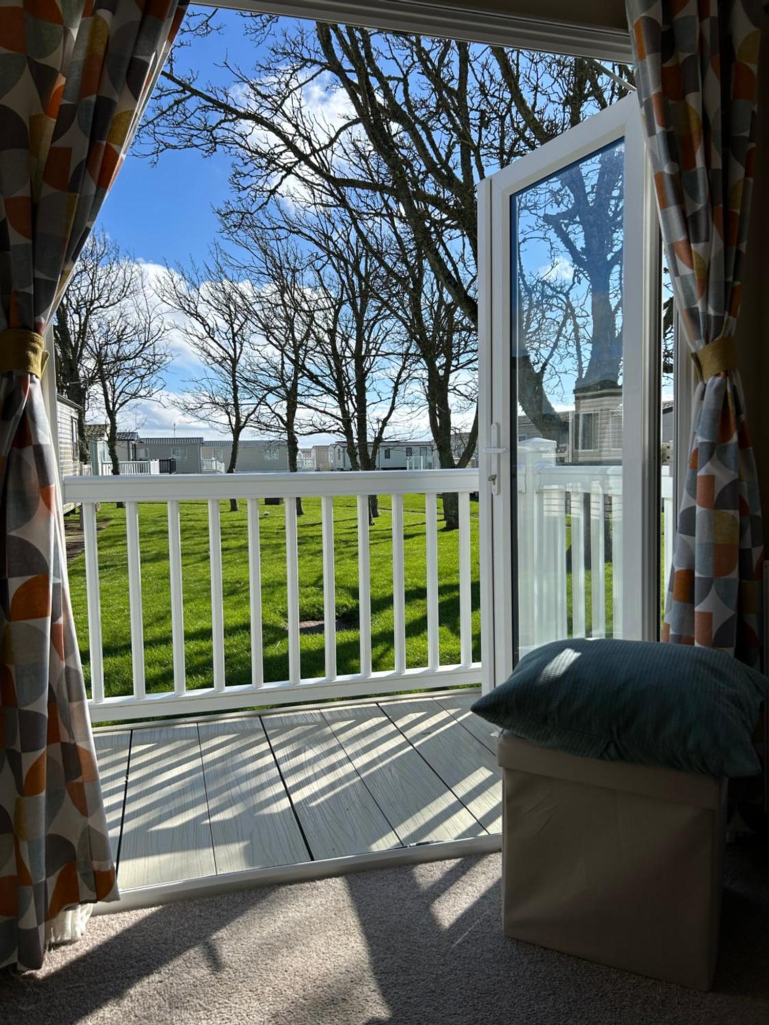 Hotel Bertie-By-The-Sea At Hoburne Naish Highcliffe Exteriér fotografie